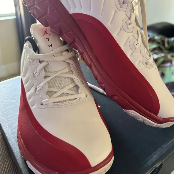 Jordan trainer prime BG youth 6.5